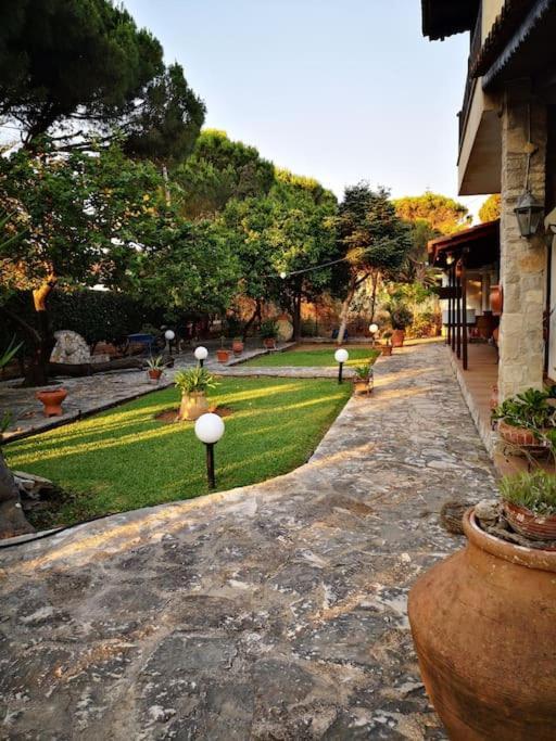 Villa Lena Entire Cottage Kalamaki  외부 사진